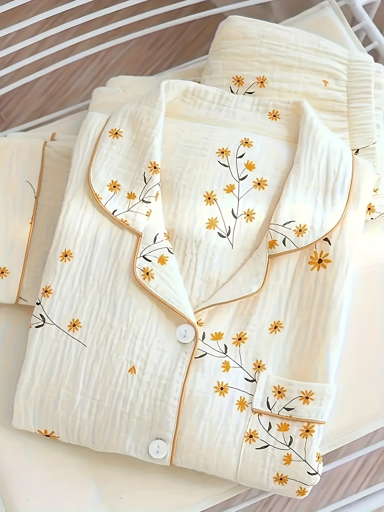 Lang Bomulds Pyjamasæt Dame – Blødt & Åndbart med Blomsterprint