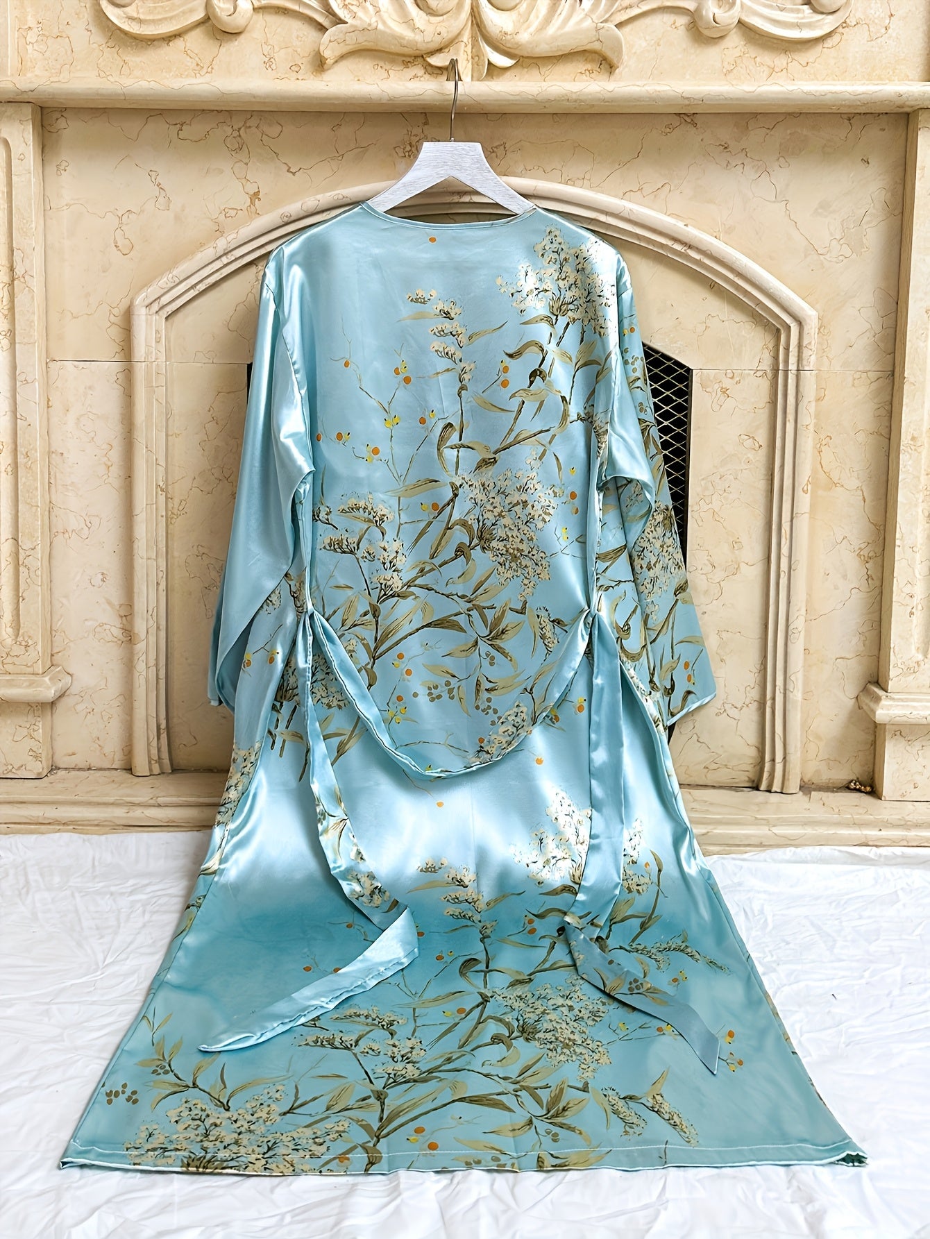 Luksus Satin Kimono & Natkjole Sæt – Blødt & Silkeagtigt