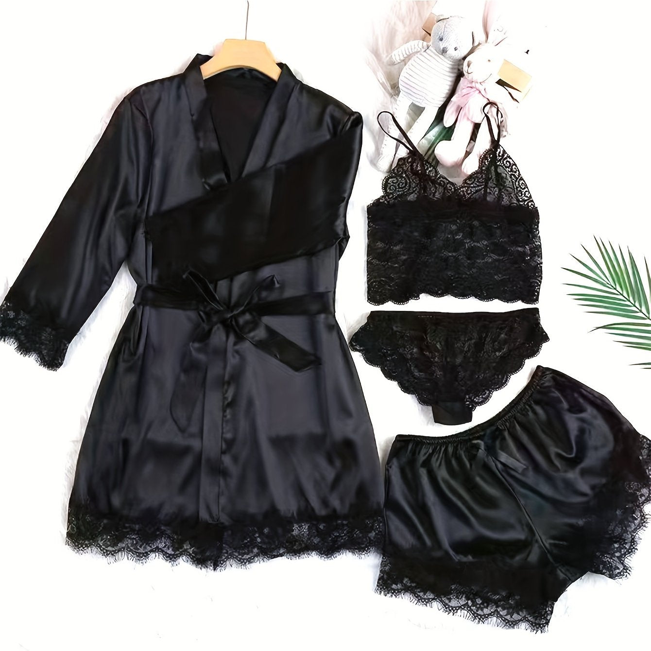 Luksus Satin Pyjamasæt Dame – Kimono, Shorts & Blondekant