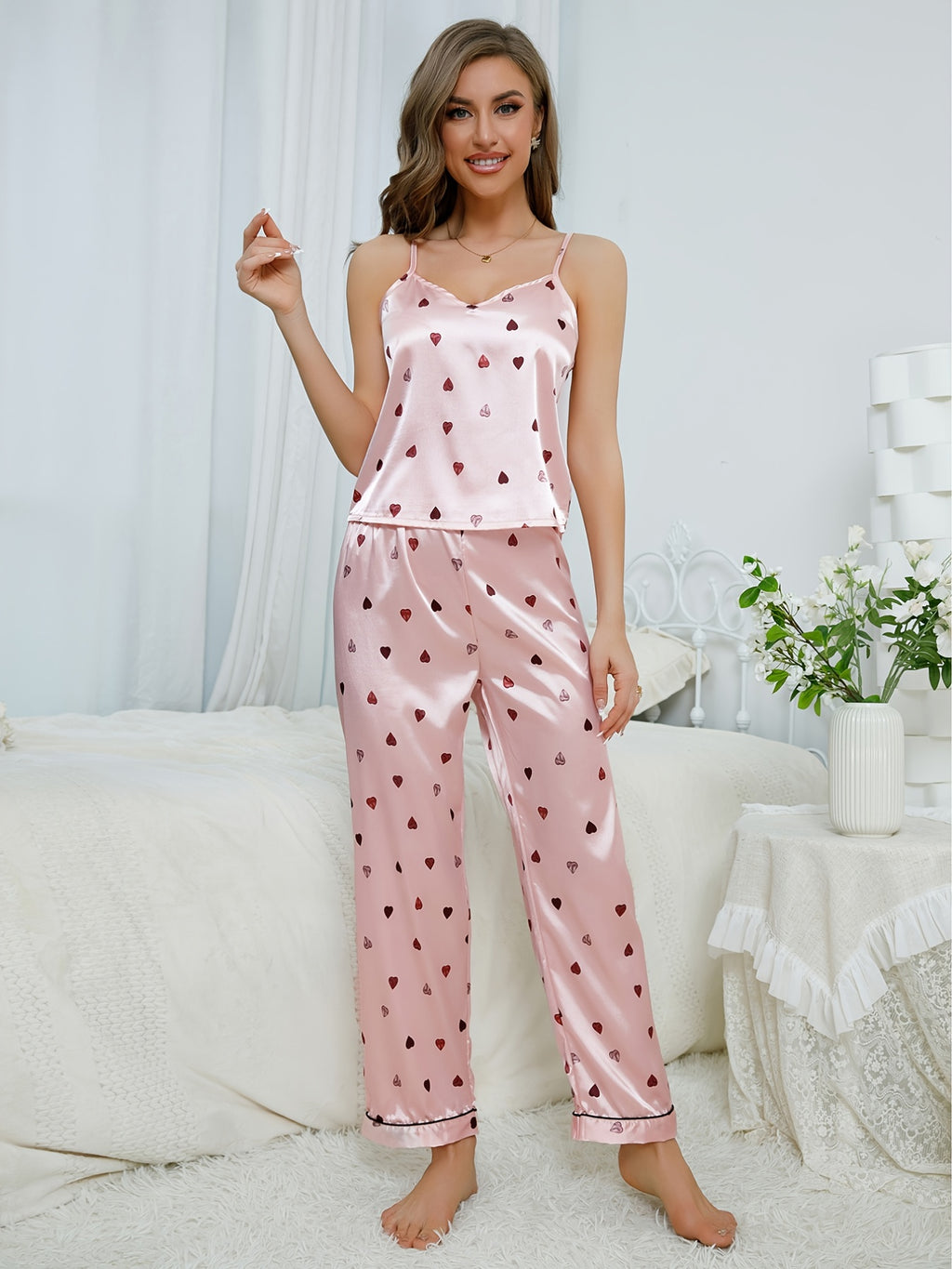 Mønstret Satin Pyjamasæt til Damer – Løs Lange Bukser & Camisole