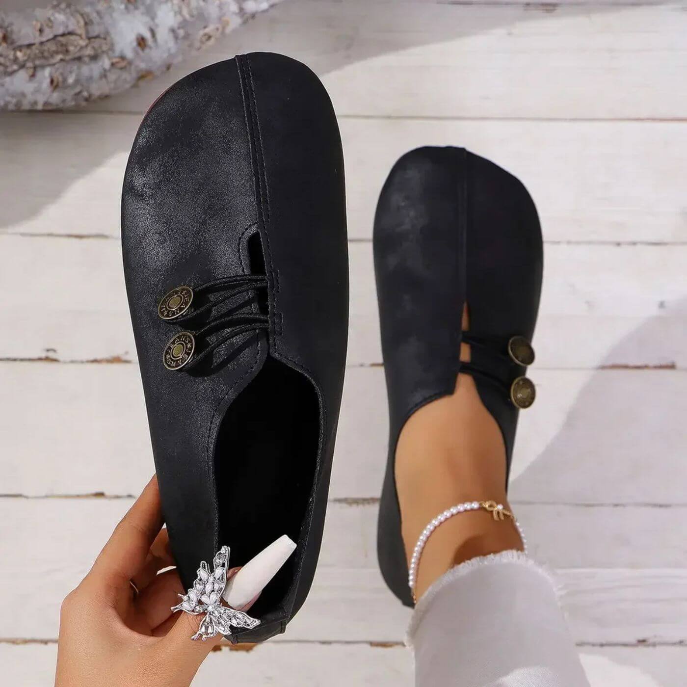 Dame Slip-On Flats I Sort Ruskind Med Støttende Lædersål