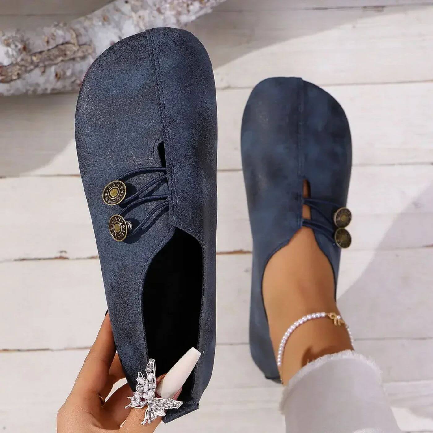 Dame Slip-On Flats I Sort Ruskind Med Støttende Lædersål