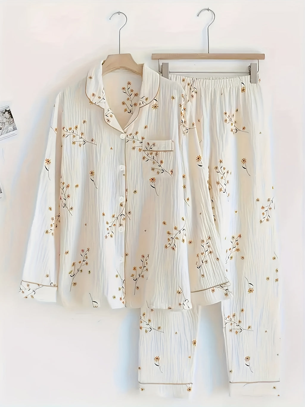Lang Bomulds Pyjamasæt Dame – Blødt & Åndbart med Blomsterprint