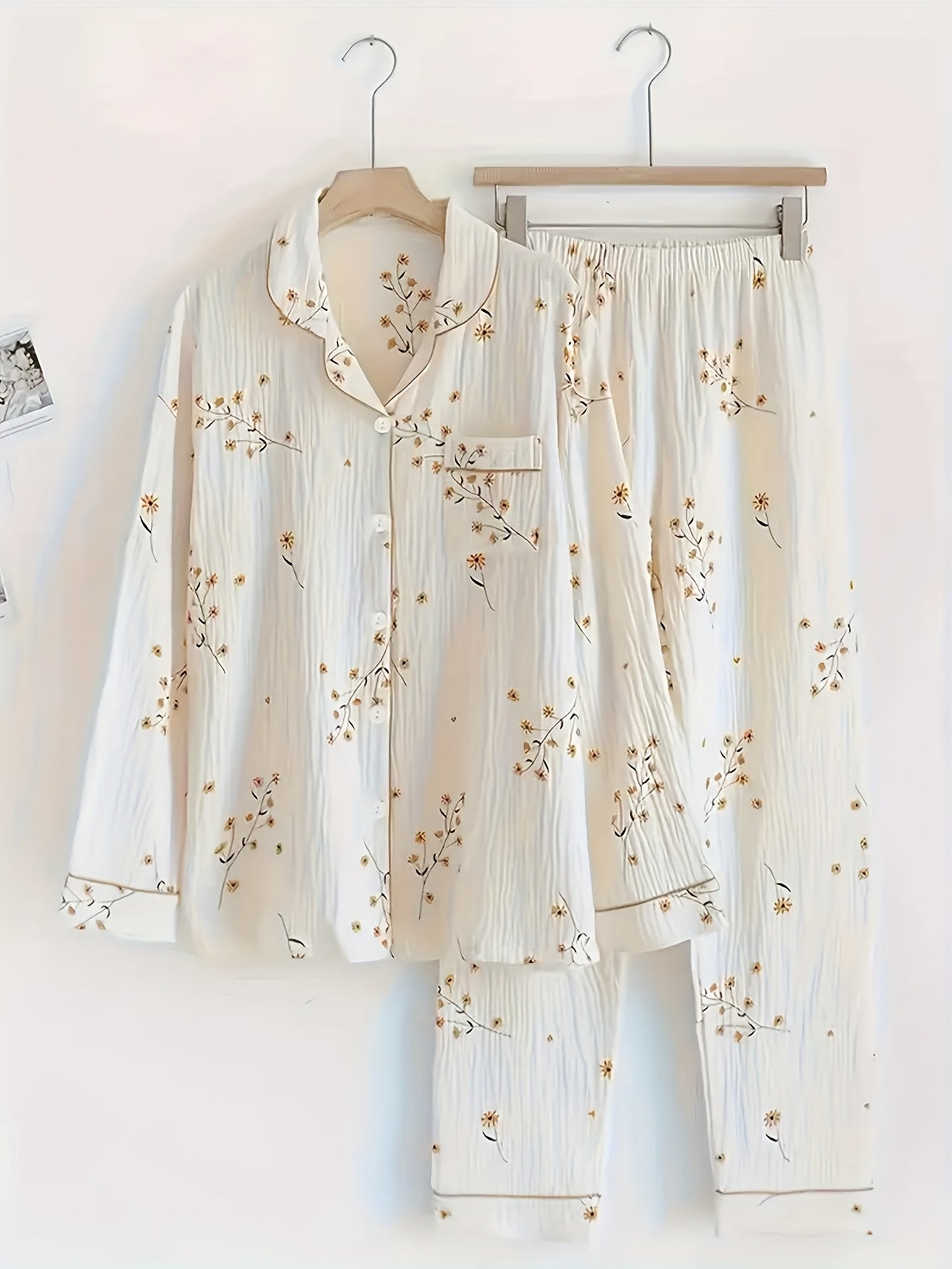 Lang Bomulds Pyjamasæt Dame – Blødt & Åndbart med Blomsterprint