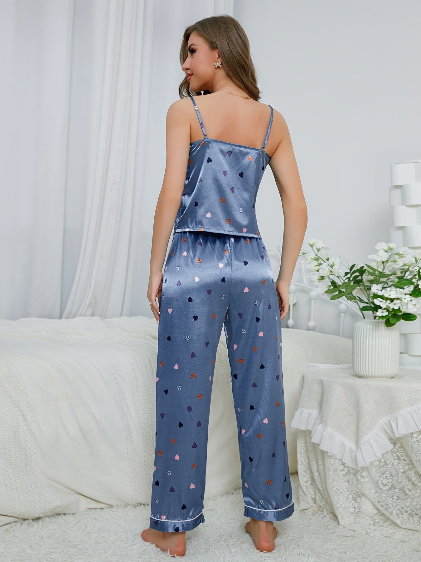Mønstret Satin Pyjamasæt til Damer – Løs Lange Bukser & Camisole