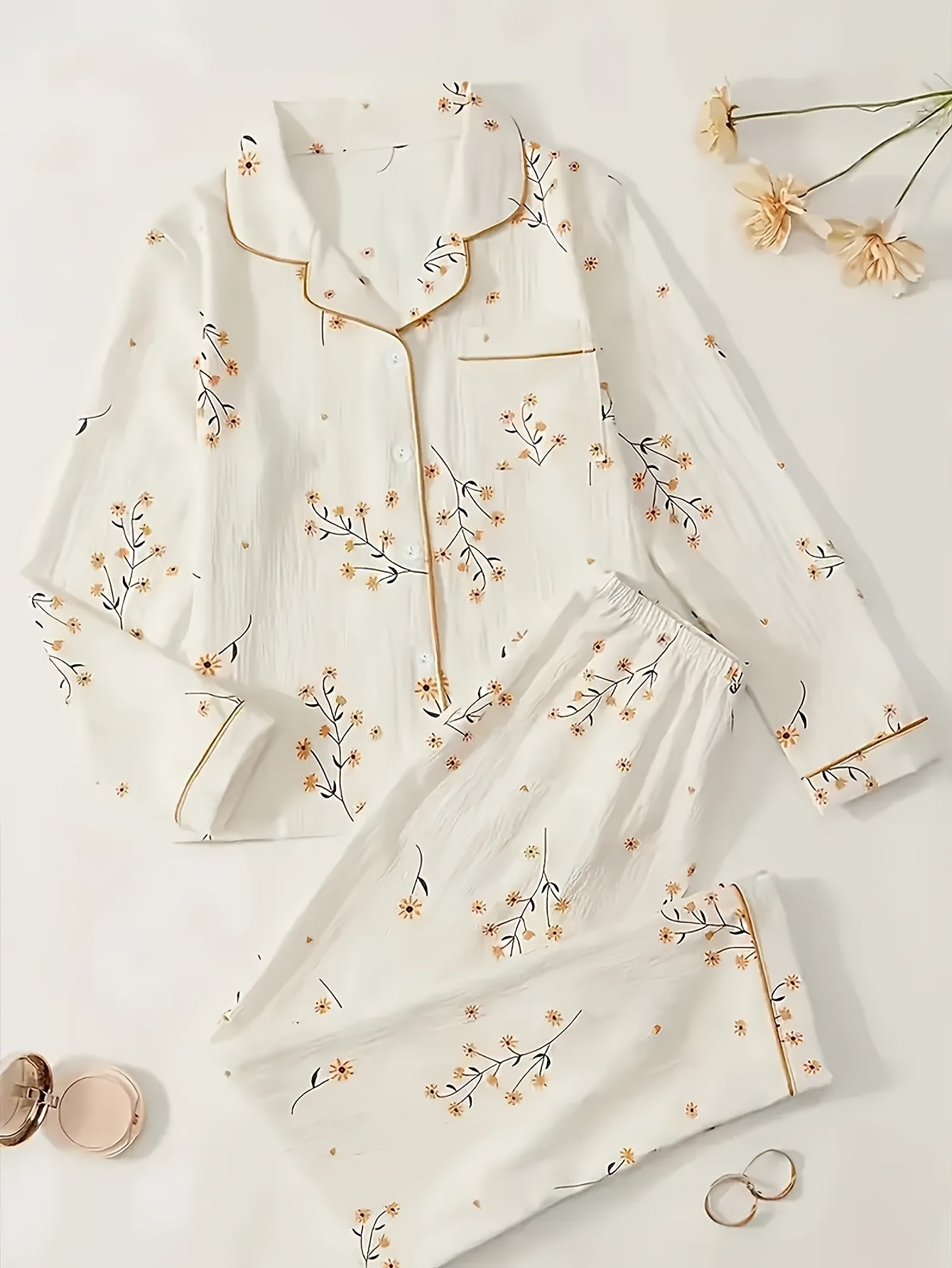 Lang Bomulds Pyjamasæt Dame – Blødt & Åndbart med Blomsterprint