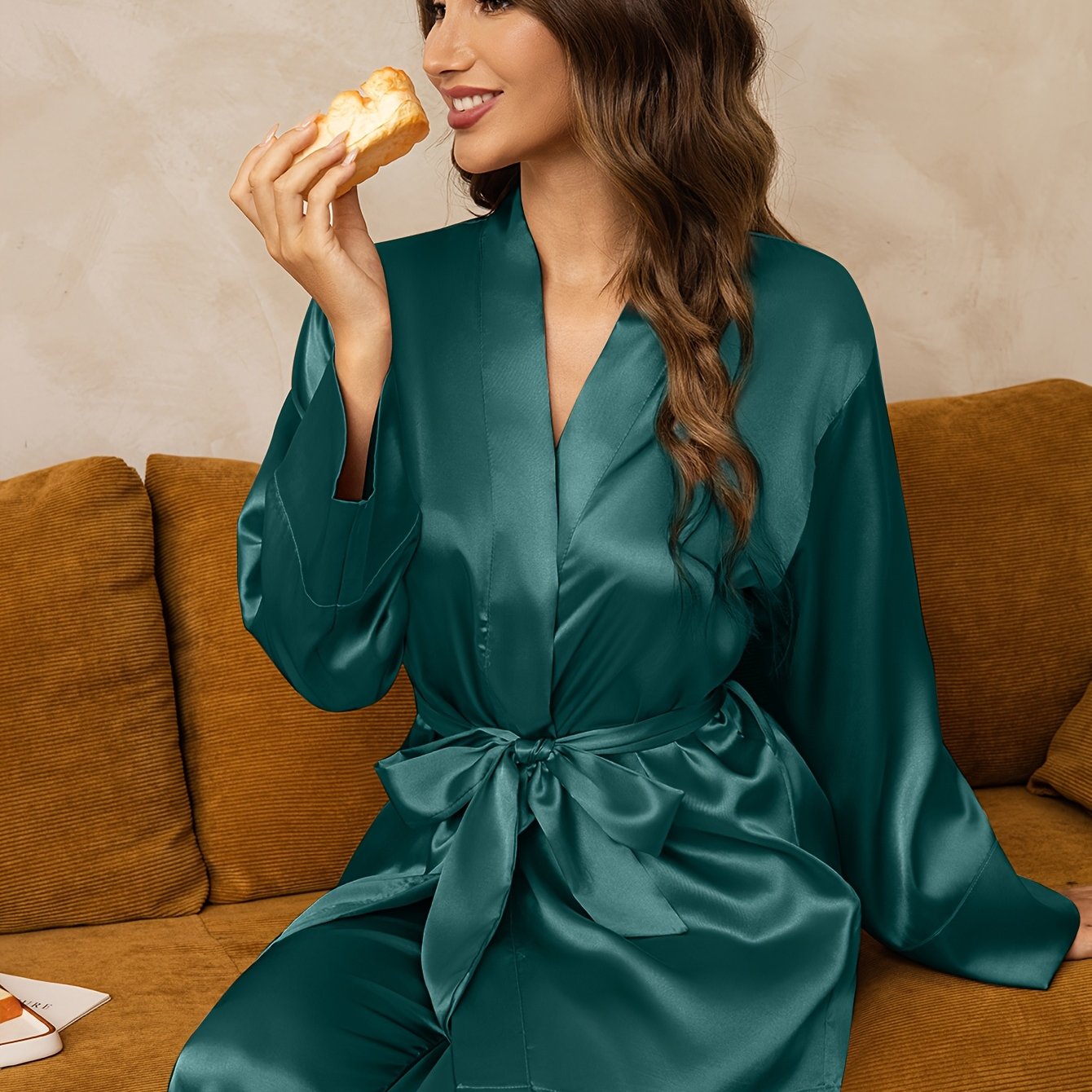 Kimono pyjamasæt dame – satin look og luksuriøs komfort