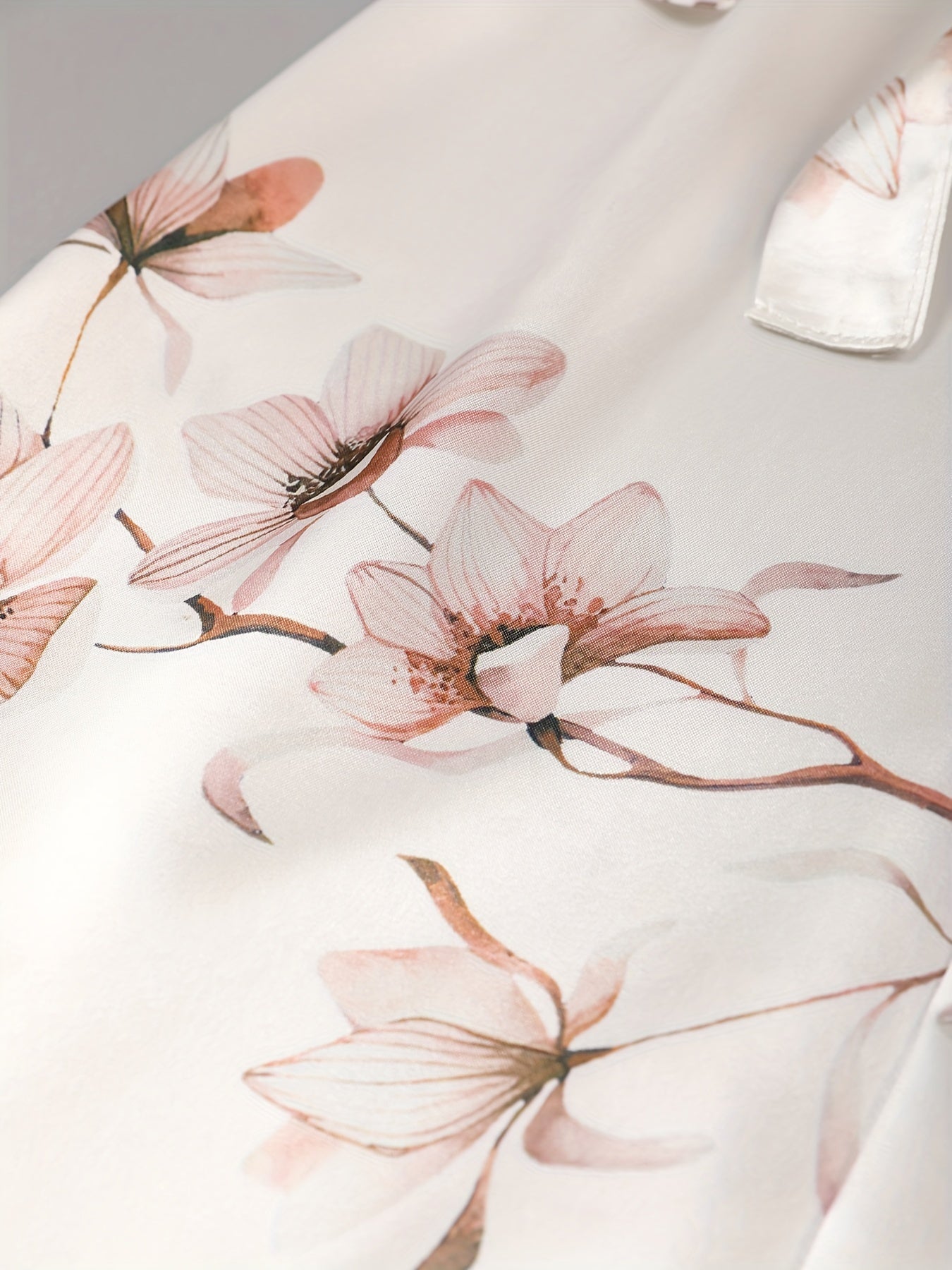 Luksus Kimono Badekåbe – Satin Morgenkåbe med Bindebånd