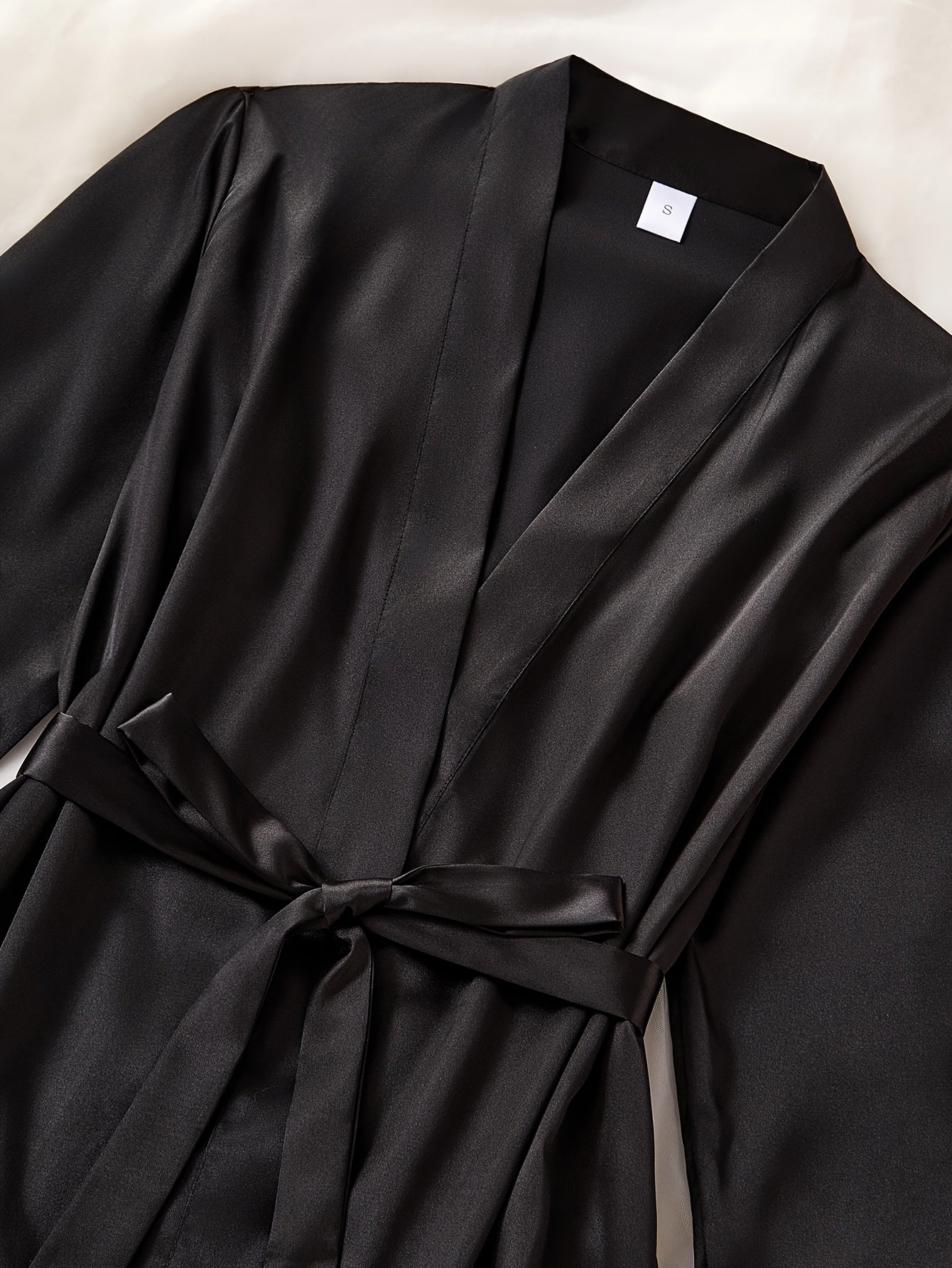 Satin Kimono Badekåbe Dame – Rucher & Bindebånd i Blødt Satin